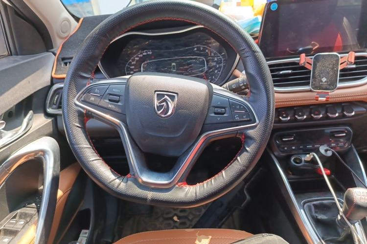 Used Baojun 510 2017 1.5L Manual Luxury Model Steering Wheel