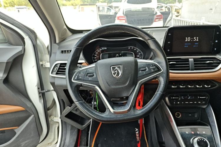 Used Baojun 510 2017 1.5L Automatic Luxury Model Steering Wheel