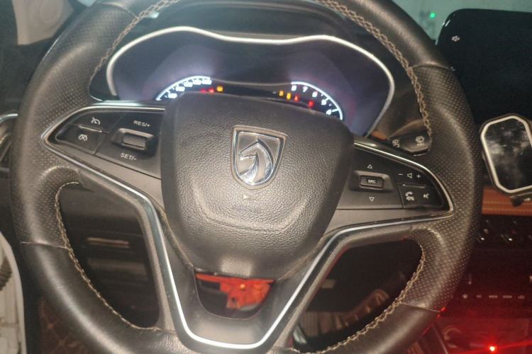 Used Baojun 510 2017 1.5L Automatic Luxury Model Steering Wheel