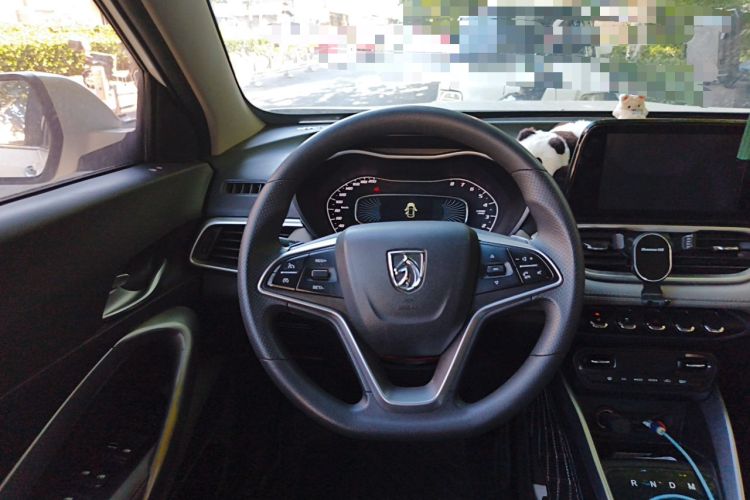 Used Baojun 510 2017 1.5L Automatic Fashion Model Steering Wheel
