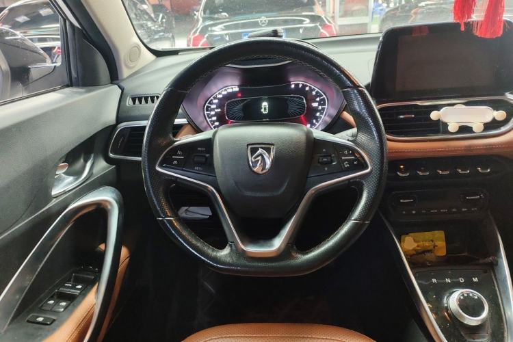 Used Baojun 510 2017 1.5L Automatic Luxury Model Steering Wheel