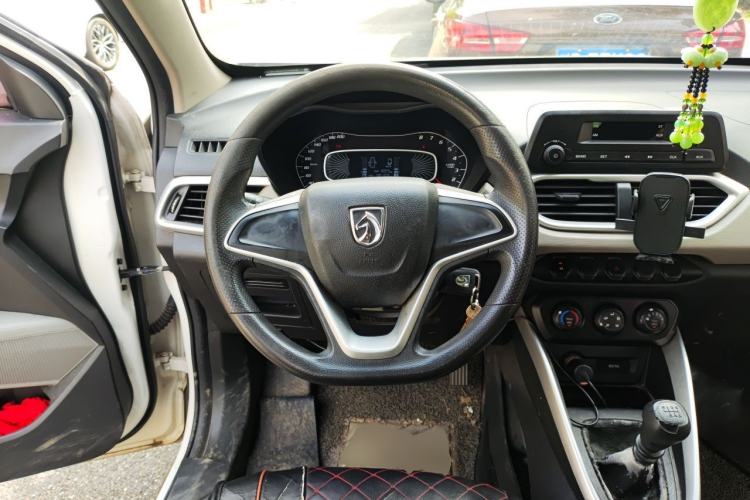 Used Baojun 510 2017 1.5L manual Comfort trim Steering Wheel