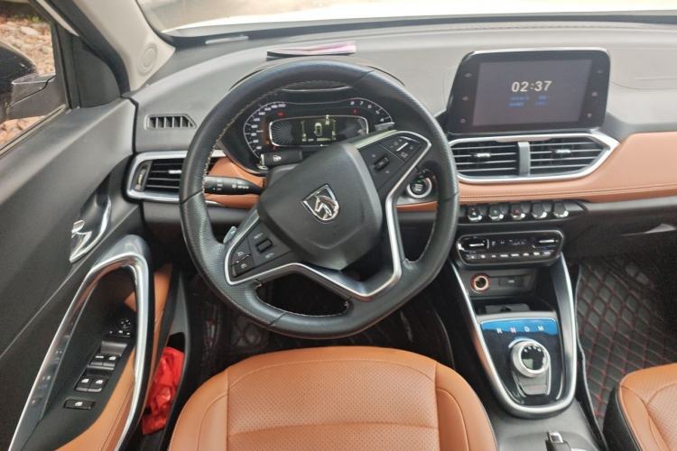Used Baojun 510 2017 1.5L Automatic Luxury Model Steering Wheel
