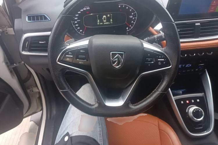 Used Baojun 510 2017 1.5L Automatic Luxury Model Steering Wheel