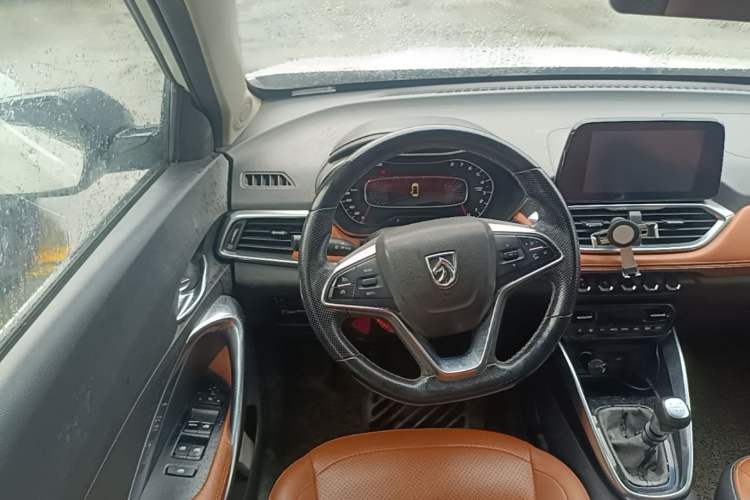 Used Baojun 510 2017 1.5L Manual Luxury Model Steering Wheel