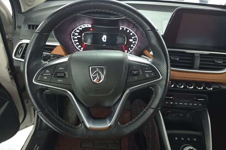 Used Baojun 510 2017 1.5L Automatic Luxury Model Steering Wheel