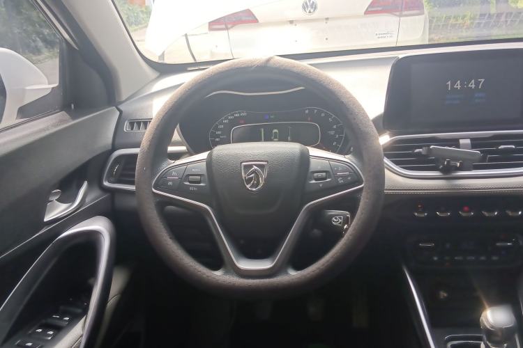 Used Baojun 510 2017 1.5L Manual Fashion Model Steering Wheel