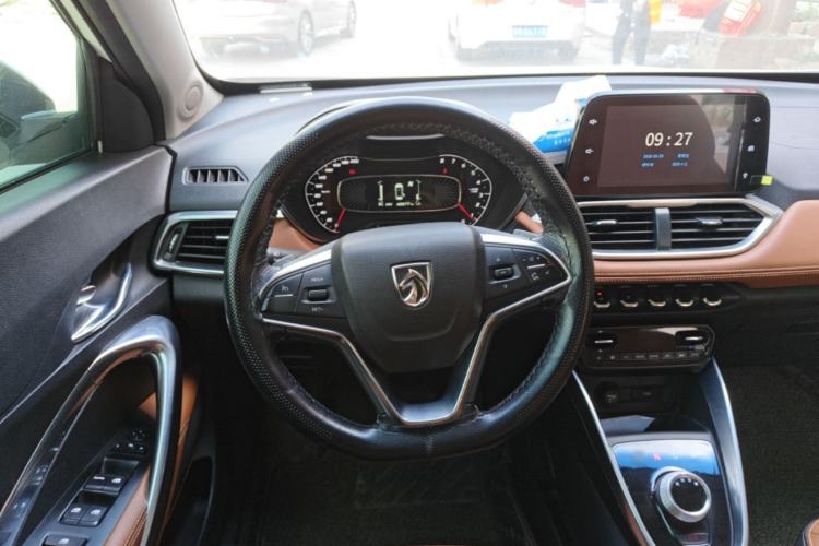 Used Baojun 510 2017 1.5L Automatic Luxury Model Steering Wheel