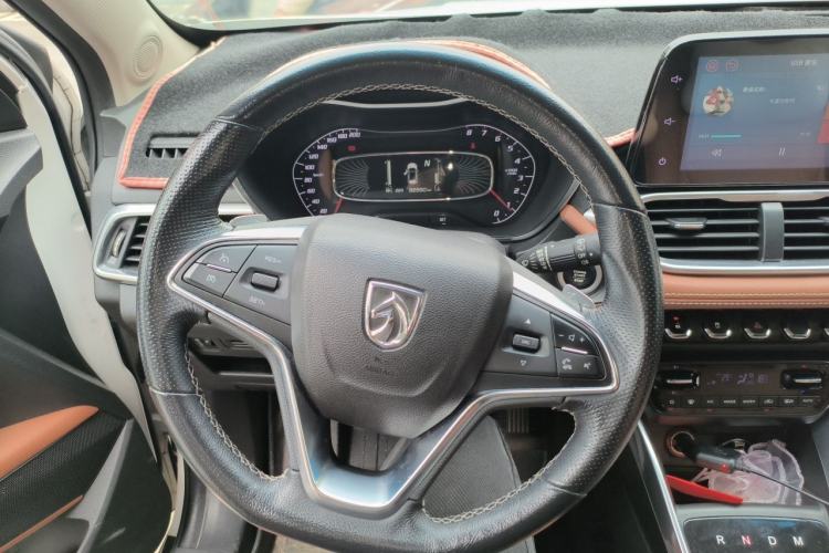 Used Baojun 510 2017 1.5L Automatic Luxury Model Steering Wheel