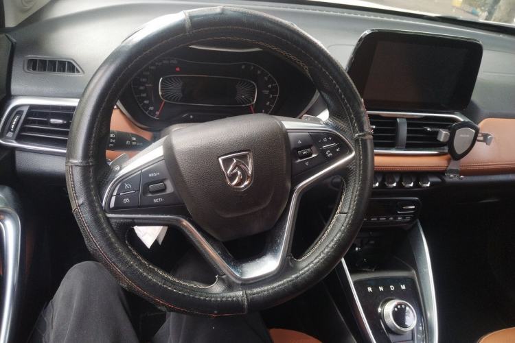 Used Baojun 510 2017 1.5L Automatic Luxury Model Steering Wheel