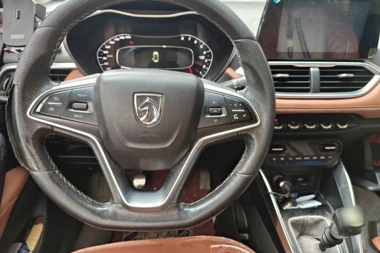 Used Baojun 510 2017 1.5L Manual Luxury Model Steering Wheel
