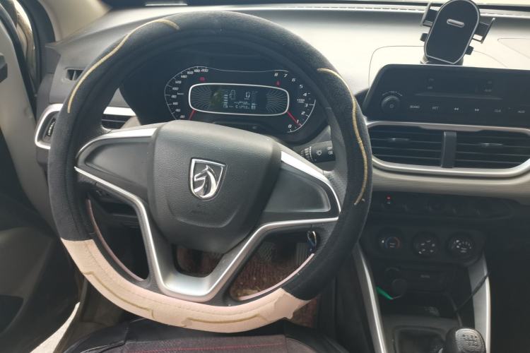 Used Baojun 510 2017 1.5L manual Comfort trim Steering Wheel