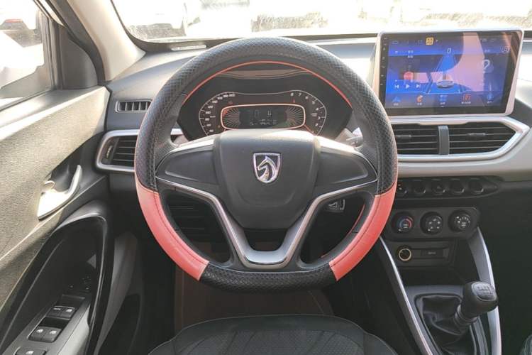 Used Baojun 510 2017 1.5L manual Comfort trim Steering Wheel
