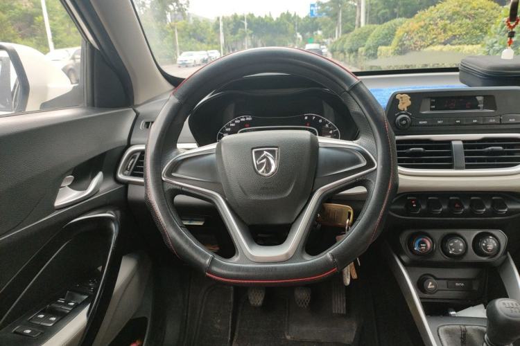 Used Baojun 510 2017 1.5L manual Comfort trim Steering Wheel