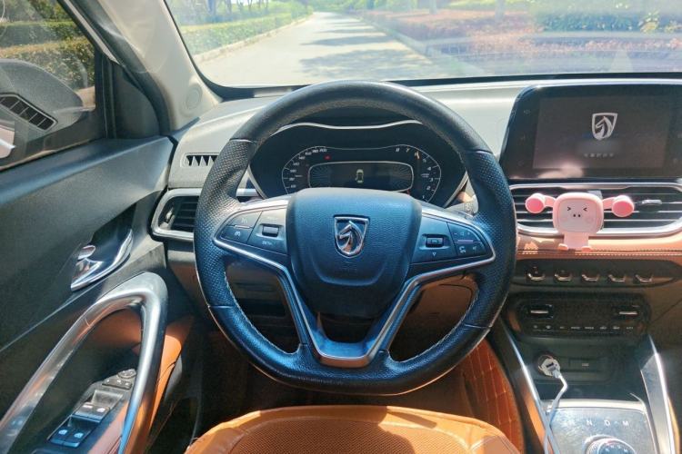 Used Baojun 510 2017 1.5L Automatic Luxury Model Steering Wheel