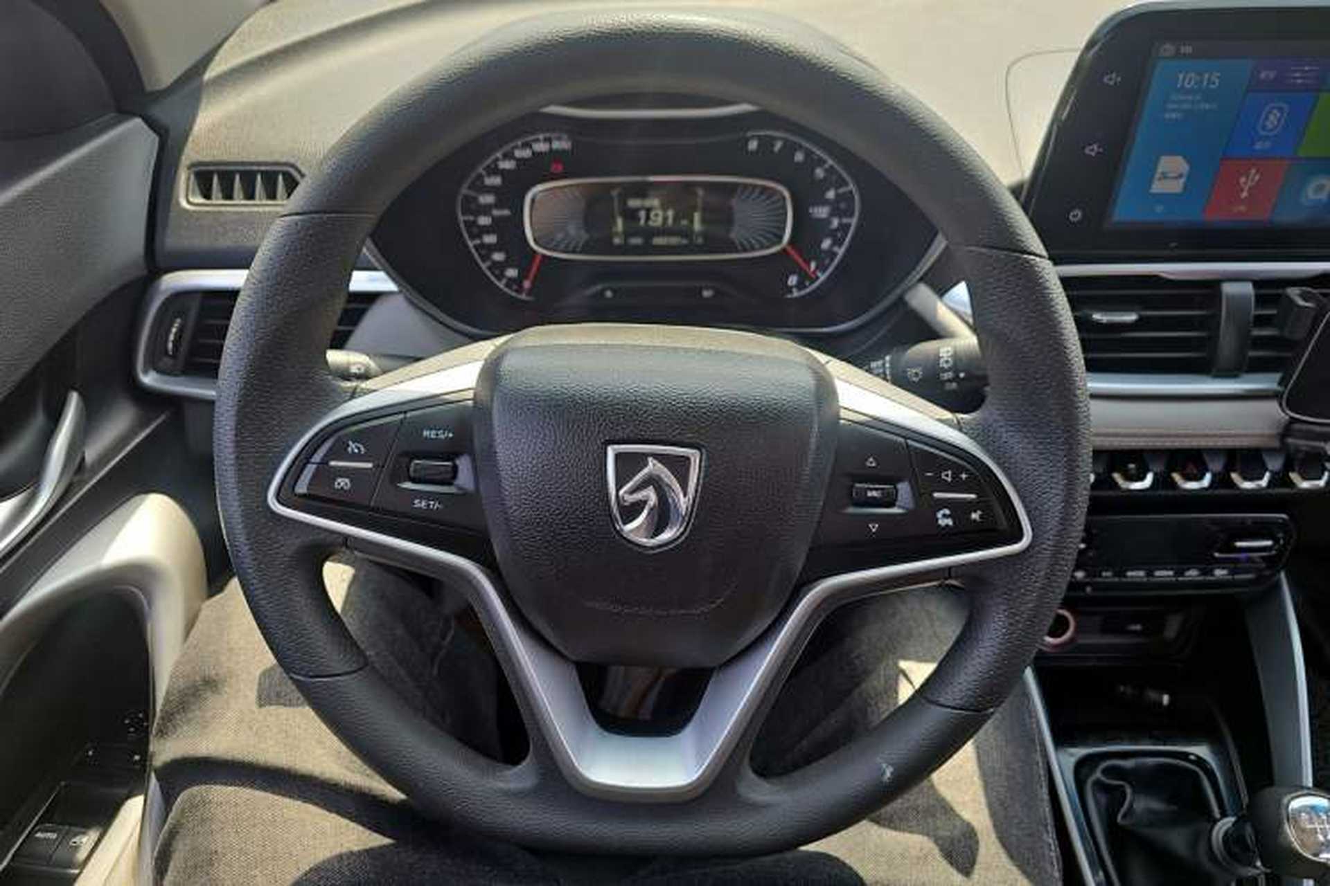 Used Baojun 510 2017 1.5L Manual Fashion Model Steering Wheel