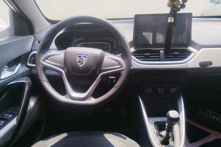 Used Baojun 510 2017 1.5L manual Comfort trim Steering Wheel