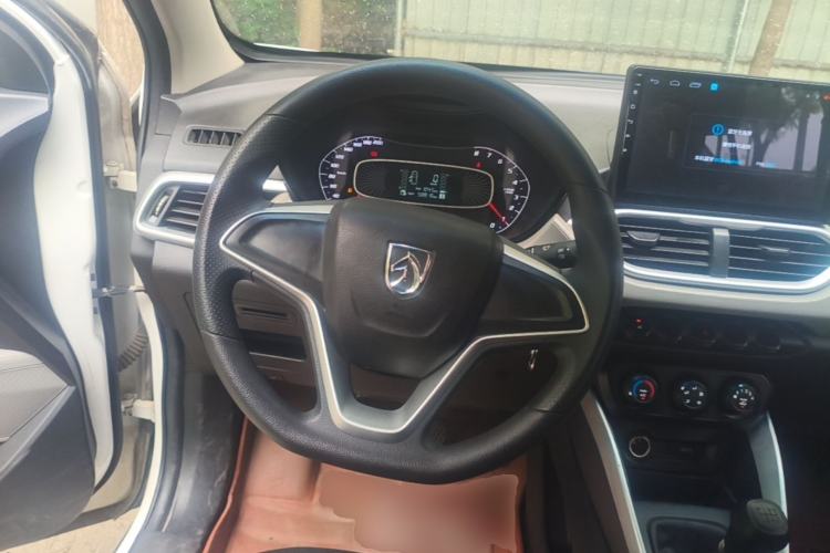 Used Baojun 510 2017 1.5L manual Comfort trim Steering Wheel