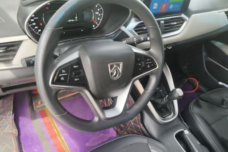 Used Baojun 510 2017 1.5L Manual Fashion Model Steering Wheel