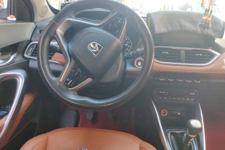 Used Baojun 510 2017 1.5L Manual Luxury Model Steering Wheel