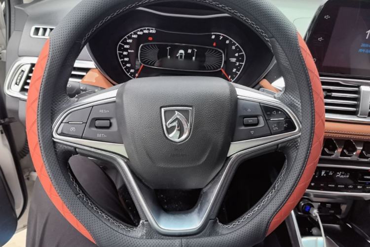 Used Baojun 510 2017 1.5L Automatic Luxury Model Steering Wheel