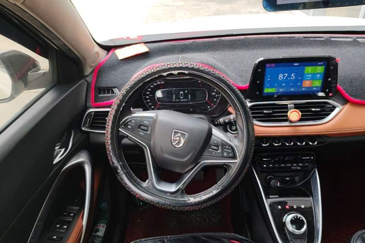 Used Baojun 510 2017 1.5L Automatic Luxury Model Steering Wheel
