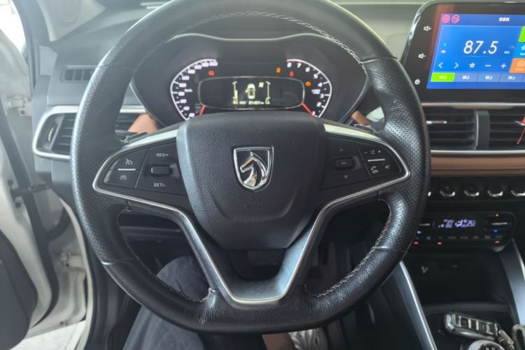 Used Baojun 510 2017 1.5L Automatic Luxury Model Steering Wheel