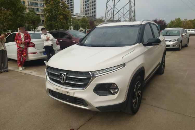 Used Baojun 510 2017 1.5L Manual Luxury Model Guazi used car, China used car export, Used car for sale, Used cars, Cheapest cars for sale