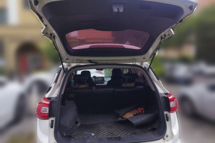 Used Baojun 510 2017 1.5L Manual Fashion Model Trunk