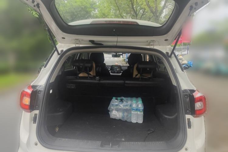 Used Baojun 510 2017 1.5L Automatic Fashion Model Trunk