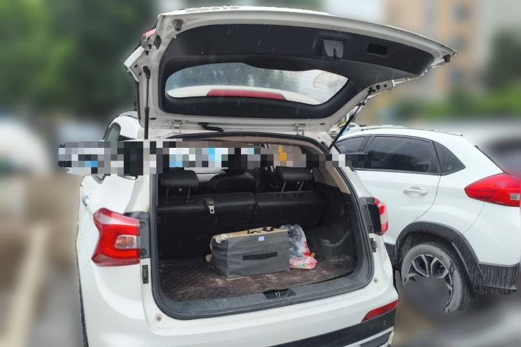 Used Baojun 510 2017 1.5L Manual Fashion Model Trunk