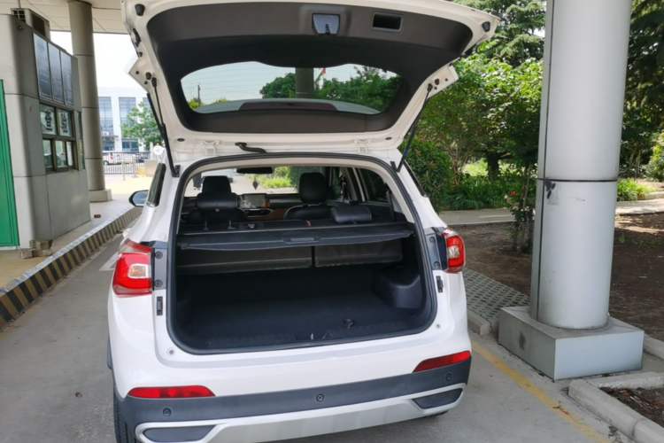 Used Baojun 510 2017 1.5L Automatic Luxury Model Trunk