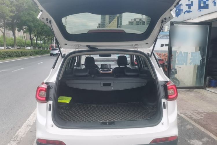 Used Baojun 510 2017 1.5L Automatic Luxury Model Trunk