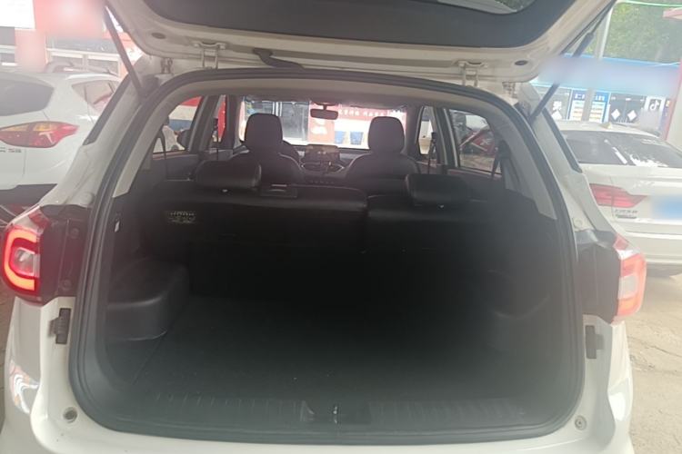 Used Baojun 510 2017 1.5L Manual Fashion Model Trunk