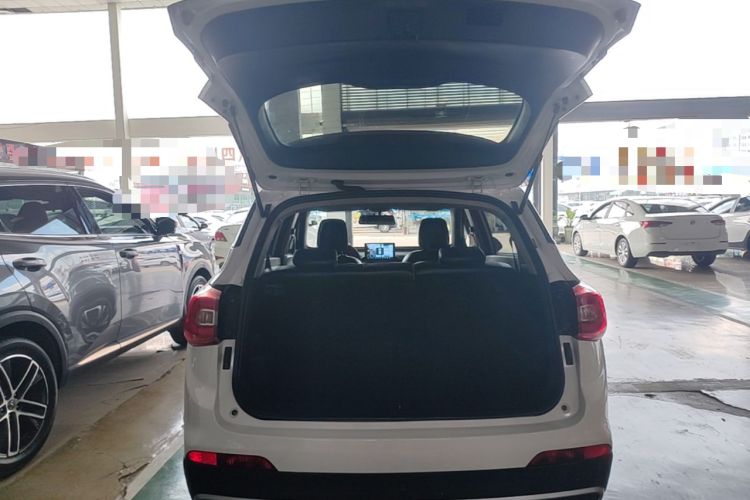 Used Baojun 510 2017 1.5L Automatic Luxury Model Trunk