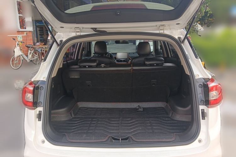 Used Baojun 510 2017 1.5L Manual Luxury Model Trunk
