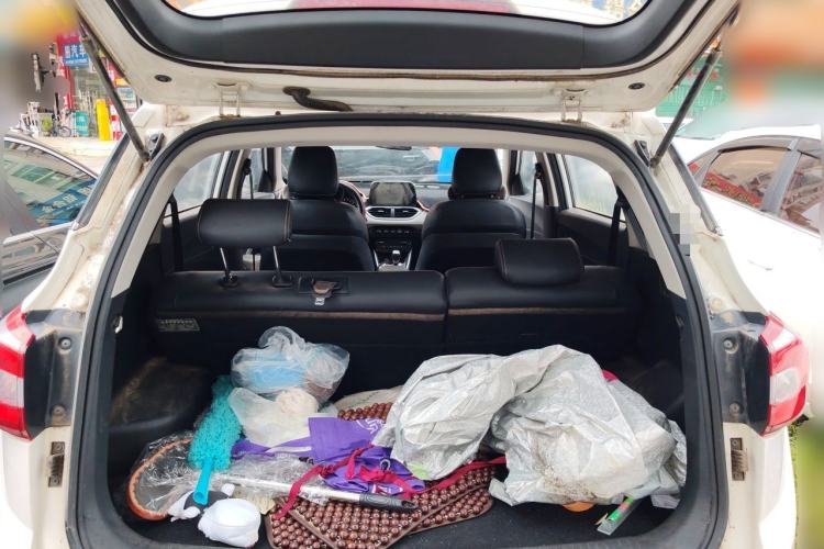Used Baojun 510 2017 1.5L Manual Fashion Model Trunk