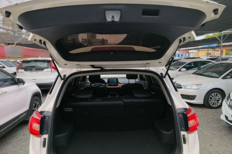 Used Baojun 510 2017 1.5L Automatic Luxury Model Trunk