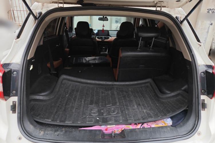 Used Baojun 510 2017 1.5L Manual Fashion Model Trunk