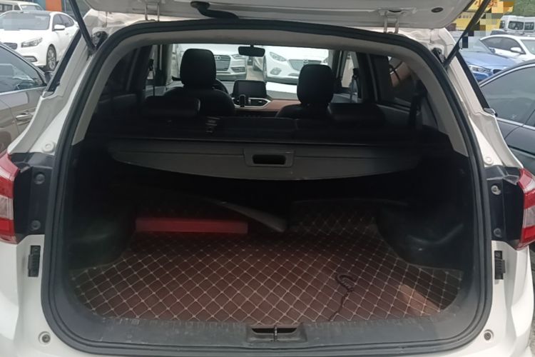 Used Baojun 510 2017 1.5L Automatic Luxury Model Trunk