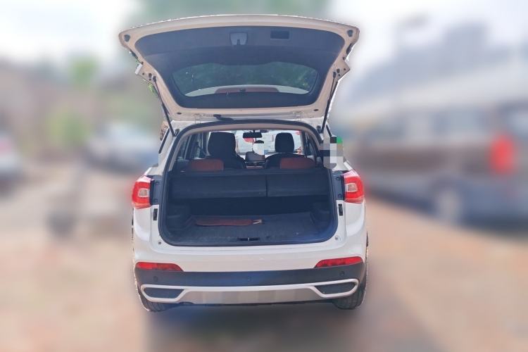 Used Baojun 510 2017 1.5L Automatic Luxury Model Trunk