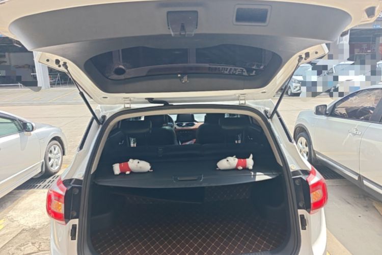 Used Baojun 510 2017 1.5L Automatic Luxury Model Trunk