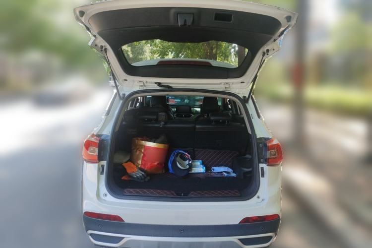 Used Baojun 510 2017 1.5L Manual Fashion Model Trunk