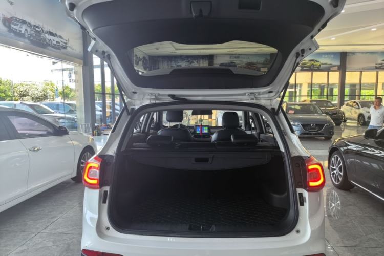 Used Baojun 510 2017 1.5L Automatic Luxury Model Trunk