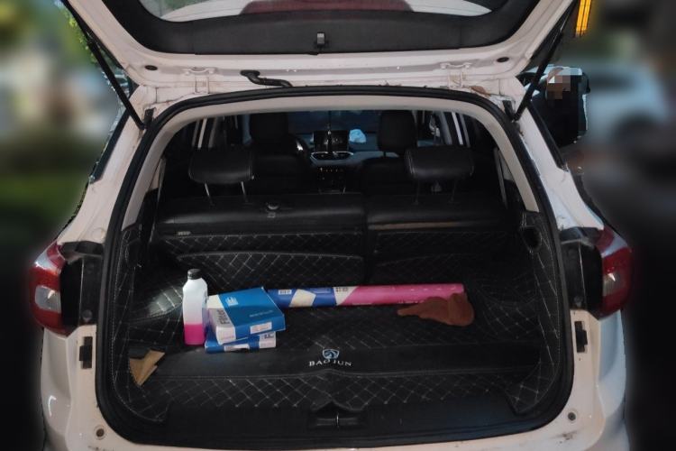 Used Baojun 510 2017 1.5L Automatic Fashion Model Trunk