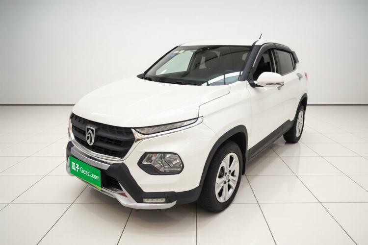 Ojetý Baojun 510 2017 1.5L manual Comfort trim Guazi used car, China used car export, Used car for sale, Used  cars, Cheapest cars for sale