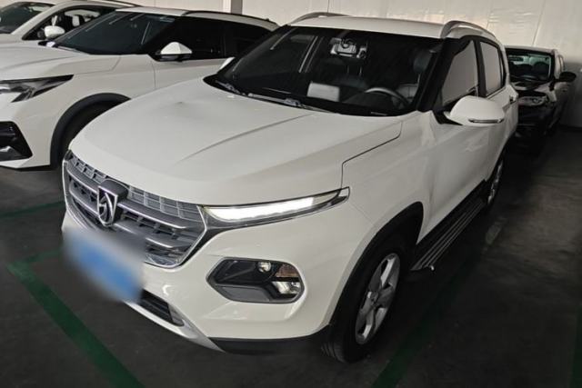 Used Baojun 510 2017 1.5L Manual Fashion Model