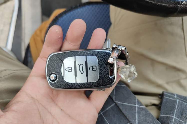 Used Baojun 510 2017 1.5L manual Comfort trim Vehicle Key