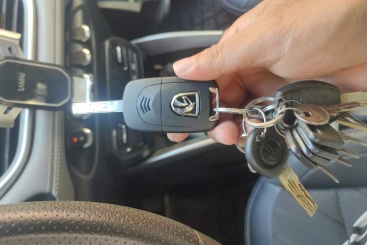 Used Baojun 510 2017 1.5L manual Comfort trim Vehicle Key