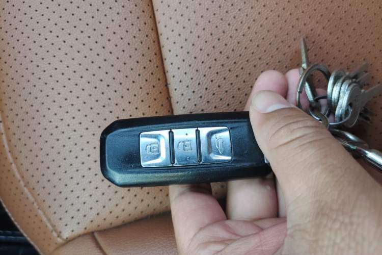 Used Baojun 510 2017 1.5L Manual Luxury Model Vehicle Key
